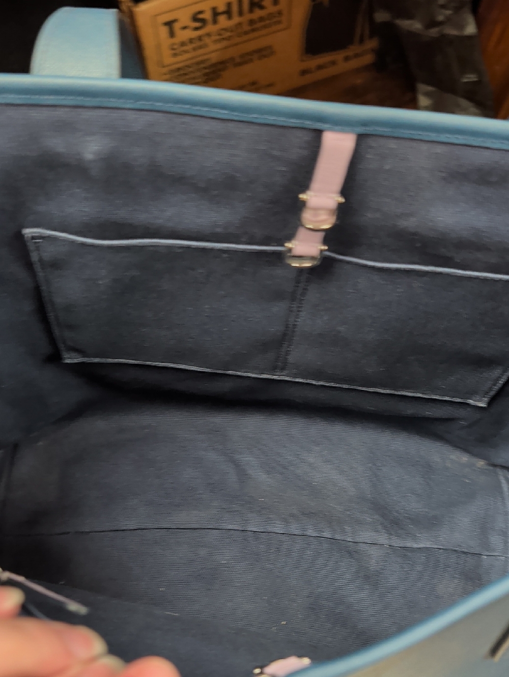 Kate Spade Reiley Navy Tote with Pink and Cream Floral Applique In EUC - Picture 7 of 7